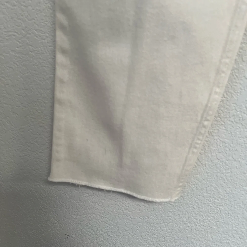 Hollister Ultra High Rise Vintage Straight Jeans Cream White Raw Hem Size 5L W27 - Picture 3 of 7